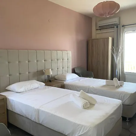 Andreas Apartment Svoronata